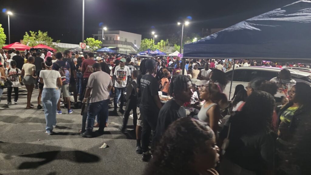 Car Show Draws Massive Providenciales